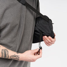 Laden Sie das Bild in den Galerie-Viewer, Aevor - Sacoche Bag - Ripstop Black Accessoires Aevor
