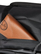Laden Sie das Bild in den Galerie-Viewer, Aevor - Trip Pack - Proof Black Accessoires Aevor
