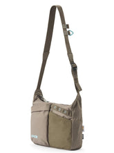 Laden Sie das Bild in den Galerie-Viewer, Aevor - Utility Sacoche - Coffee Brown Accessoires Aevor
