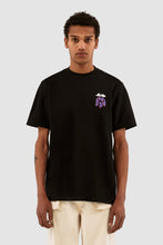 Laden Sie das Bild in den Galerie-Viewer, Arte Antwerp - Tommy Back Pixel Dancers T-Shirt - Black T-Shirts Arte Antwerp
