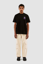 Laden Sie das Bild in den Galerie-Viewer, Arte Antwerp - Tommy Back Pixel Dancers T-Shirt - Black T-Shirts Arte Antwerp
