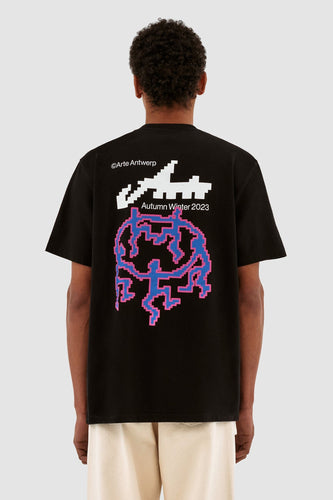 Arte Antwerp - Tommy Back Pixel Dancers T-Shirt - Black T-Shirts Arte Antwerp
