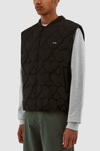 Laden Sie das Bild in den Galerie-Viewer, Arte Antwerp - Vince Heart Vest - Black T-Shirts Arte Antwerp
