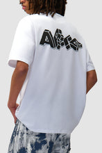 Laden Sie das Bild in den Galerie-Viewer, Arte Antwerp - Blocks Print T-Shirt - White T-Shirts Arte Antwerp
