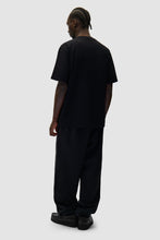 Laden Sie das Bild in den Galerie-Viewer, Arte Antwerp - Heart T-Shirt - Black T-Shirts Arte Antwerp
