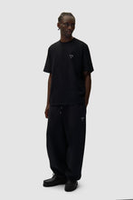 Laden Sie das Bild in den Galerie-Viewer, Arte Antwerp - Heart T-Shirt - Black T-Shirts Arte Antwerp
