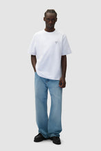 Laden Sie das Bild in den Galerie-Viewer, Arte Antwerp - Heart T-Shirt - White T-Shirts Arte Antwerp
