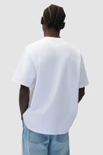 Laden Sie das Bild in den Galerie-Viewer, Arte Antwerp - Heart T-Shirt - White T-Shirts Arte Antwerp
