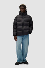 Laden Sie das Bild in den Galerie-Viewer, Arte Antwerp - Puffer Jacket - Black Jacken Arte Antwerp

