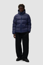 Laden Sie das Bild in den Galerie-Viewer, Arte Antwerp - Puffer Jacket - Navy Jacken Arte Antwerp
