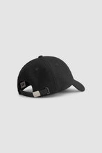 Laden Sie das Bild in den Galerie-Viewer, Arte Antwerp - Boiled Wool Cap - Black Accessoires Arte Antwerp
