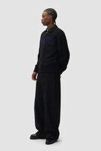 Laden Sie das Bild in den Galerie-Viewer, Arte Antwerp - Stencil Zip Cardigan - Black
