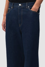 Laden Sie das Bild in den Galerie-Viewer, Arte Antwerp -Big A Uniform Denim Pants - Denim
