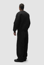 Laden Sie das Bild in den Galerie-Viewer, Arte Antwerp - Cor Crewneck - Black Pullover Arte Antwerp
