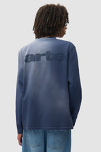 Laden Sie das Bild in den Galerie-Viewer, Arte Antwerp - Stencil Sunfade Longsleeve, Navy Longsleeves Arte Antwerp
