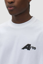 Laden Sie das Bild in den Galerie-Viewer, Arte Antwerp - Big A-Shirt - white T-Shirts Arte Antwerp
