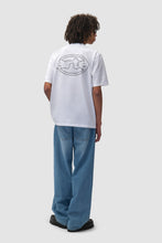 Laden Sie das Bild in den Galerie-Viewer, Arte Antwerp - Emblem T-shirt - white
