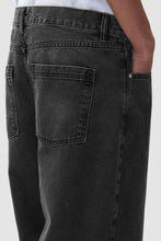 Laden Sie das Bild in den Galerie-Viewer, Arte Antwerp - Cor Uniform Denim Pants - Black
