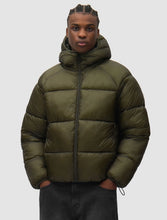 Laden Sie das Bild in den Galerie-Viewer, Arte Antwerp - Ripstop Hooded Puffer - Green Jacken Arte Antwerp
