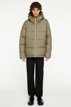 Laden Sie das Bild in den Galerie-Viewer, Elvine - Bjarne Jacket - Light Olive Jacken Elvine
