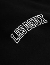 Laden Sie das Bild in den Galerie-Viewer, LES DEUX - Blake Sweatshirt - BLACK Sweatshirts Les Deux
