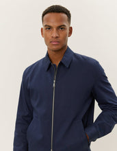 Laden Sie das Bild in den Galerie-Viewer, Les Deux - Como Cotton Coach Jacket - Dark Navy Jacken Les Deux

