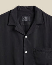Laden Sie das Bild in den Galerie-Viewer, Portuguese Flannel - Dogtown Shirt - Black Hemden Portuguese Flannel
