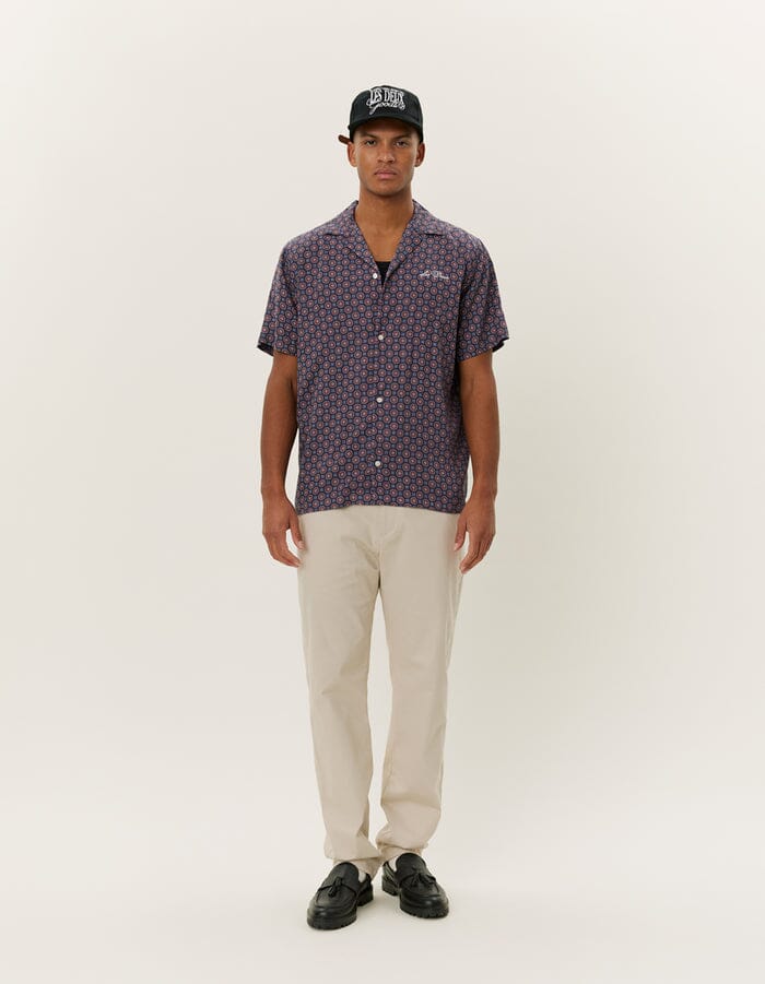 Les Deux - Foulard AOP SS Shirt - Dark Navy Hemden Les Deux