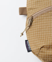 Laden Sie das Bild in den Galerie-Viewer, Gramicci - Ripstop Shoulder Bag - Beige Accessoires Gramicci
