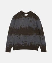 Laden Sie das Bild in den Galerie-Viewer, Gramicci - Mohair Splatter Sweater - SLATE SPLATTER
