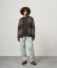 Laden Sie das Bild in den Galerie-Viewer, Gramicci - Mohair Splatter Cardigan - SLATE SPLATTER
