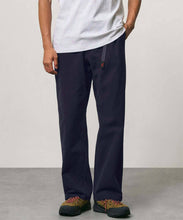 Laden Sie das Bild in den Galerie-Viewer, Gramicci - Winter Twill Classic Pant - INK
