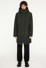 Laden Sie das Bild in den Galerie-Viewer, Elvine - Gunter Parka - Shelter Green Jacken Elvine
