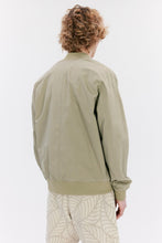 Laden Sie das Bild in den Galerie-Viewer, Elvine - Leondre Bomber Jacket - Thatch Jacken Elvine

