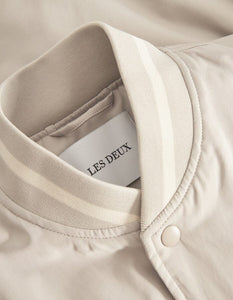 Les Deux - Tech Varsity Jacket - Light Sand Jacken Les Deux