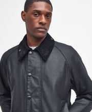 Laden Sie das Bild in den Galerie-Viewer, Barbour - Wachsjacke Beaufort - Black Jacken Barbour
