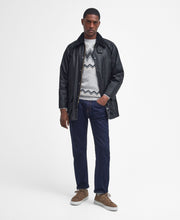 Laden Sie das Bild in den Galerie-Viewer, Barbour - Wachsjacke Beaufort - Black Jacken Barbour
