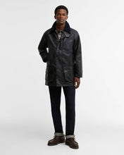 Laden Sie das Bild in den Galerie-Viewer, Barbour - Wachsjacke Classic Beaufort - Classic Navy Jacken Barbour
