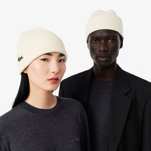 Laden Sie das Bild in den Galerie-Viewer, Lacoste - Beanie - White Accessoires Lacoste
