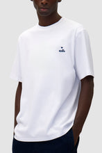 Laden Sie das Bild in den Galerie-Viewer, Arte Antwerp - Heart Logo T-Shirt - White T-Shirts Arte Antwerp
