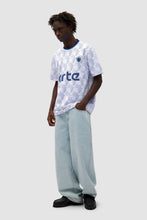 Laden Sie das Bild in den Galerie-Viewer, Arte Antwerp - Footbal Shirt - White/Navy T-Shirts Arte Antwerp
