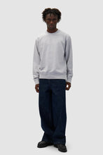 Laden Sie das Bild in den Galerie-Viewer, Arte Antwerp - Flower Crewneck - Grey Pullover Arte Antwerp
