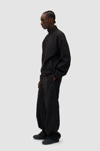 Laden Sie das Bild in den Galerie-Viewer, Arte Antwerp - Green Logo Jacket - Black Jacken Arte Antwerp
