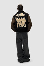 Laden Sie das Bild in den Galerie-Viewer, Arte Antwerp - Varsity Jacket - Black Jacken Arte Antwerp
