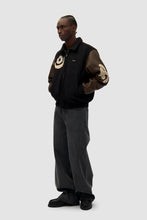 Laden Sie das Bild in den Galerie-Viewer, Arte Antwerp - Varsity Jacket - Black Jacken Arte Antwerp
