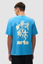 Laden Sie das Bild in den Galerie-Viewer, Arte Antwerp - Blurry Back Print - blue T-Shirts Arte Antwerp
