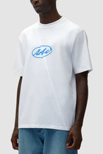 Laden Sie das Bild in den Galerie-Viewer, Arte Antwerp -Circle Logo Cut T-shirt - White T-Shirts Arte Antwerp
