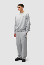 Laden Sie das Bild in den Galerie-Viewer, Arte Antwerp - Heart Crewneck Sweater - Grey Pullover Arte Antwerp
