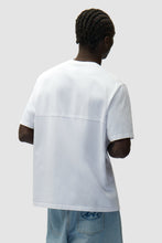 Laden Sie das Bild in den Galerie-Viewer, Arte Antwerp -Circle Logo Cut T-shirt - White T-Shirts Arte Antwerp
