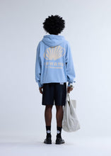 Laden Sie das Bild in den Galerie-Viewer, New Amsterdam - LCORPORATE LOGO HOODIE BABY BLUE Pullover New Amsterdam
